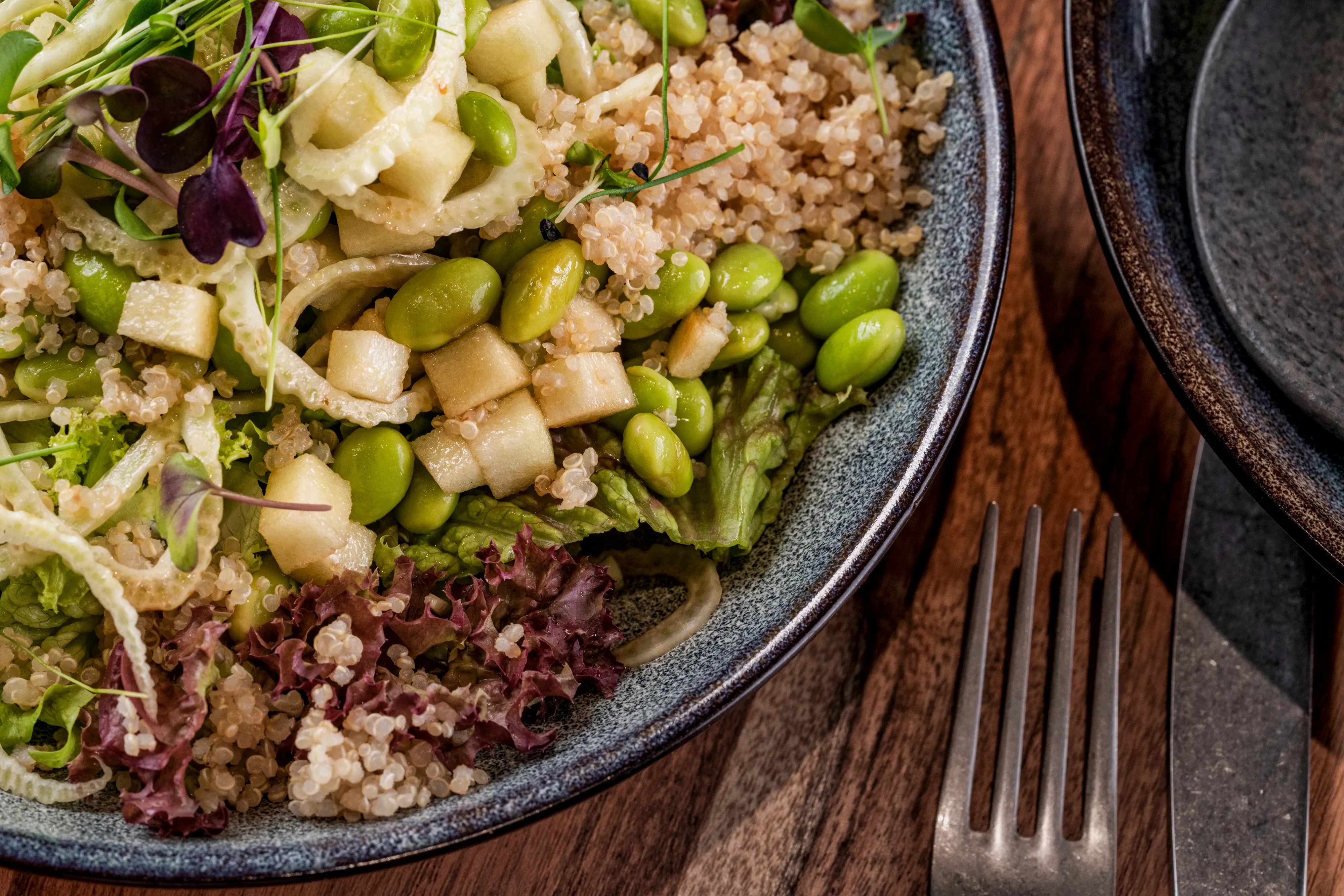 Green Quinoa Power Bowl