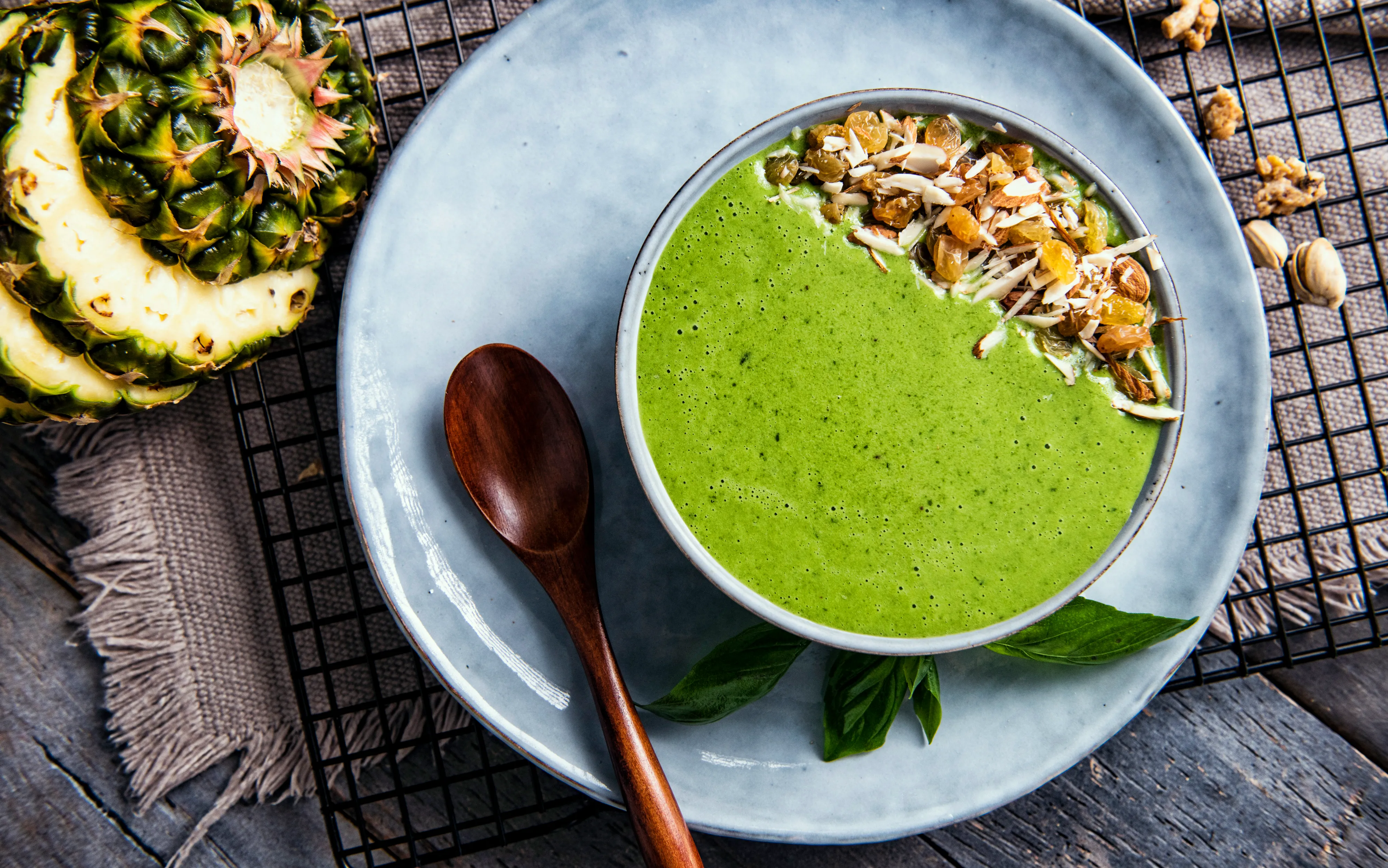 Hulk's Green Smoothie Bowl — final dish