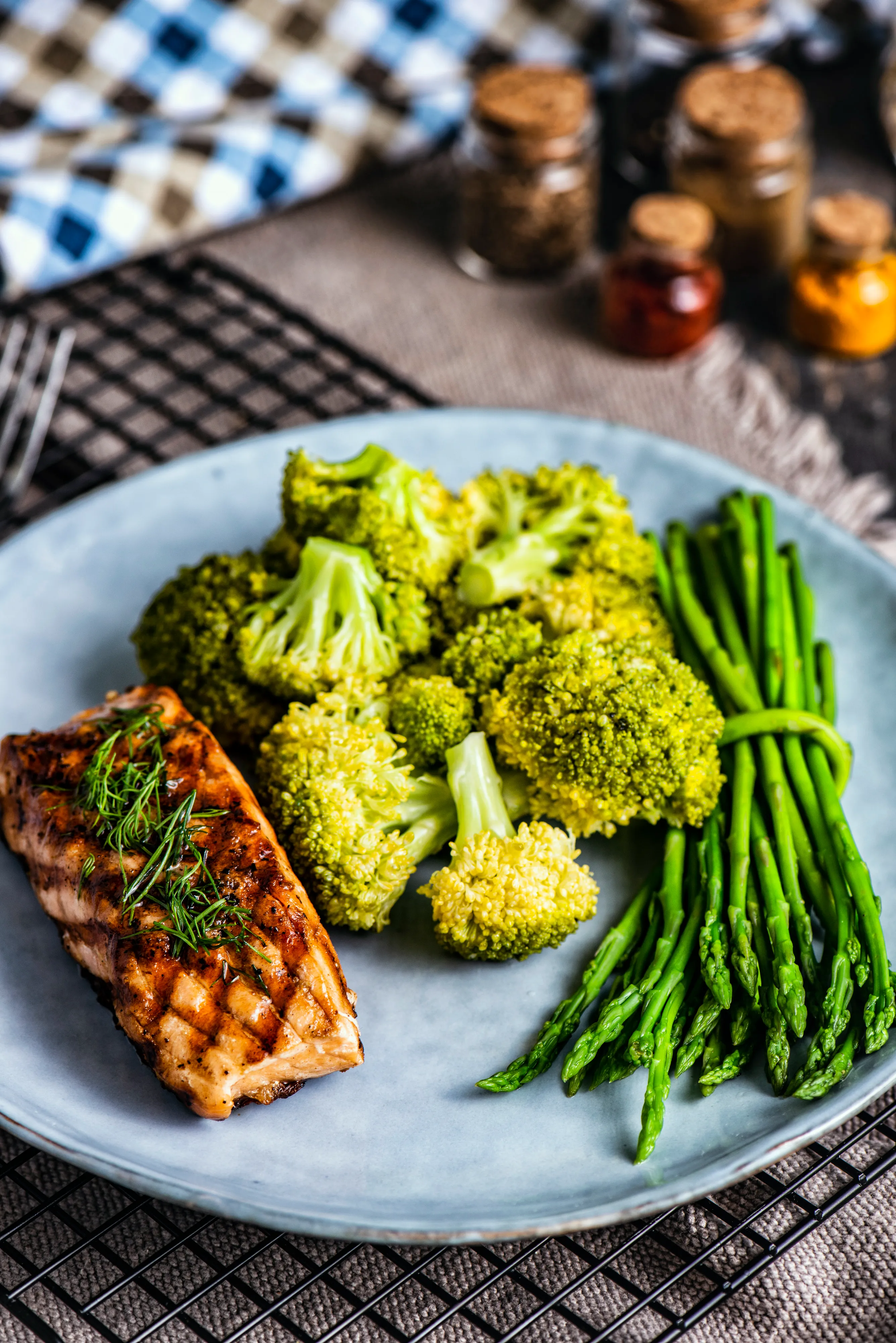 Rosemary Grilled Salmon with Broccoli & Asparagus — final dish